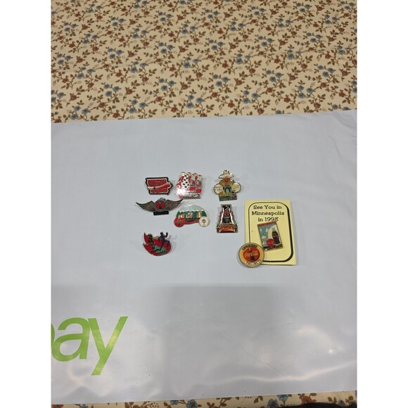 Coca Cola‎ Collectible Pins Atlanta Olympics NASCAR Minneapolis 1998 - Picture 1 of 9